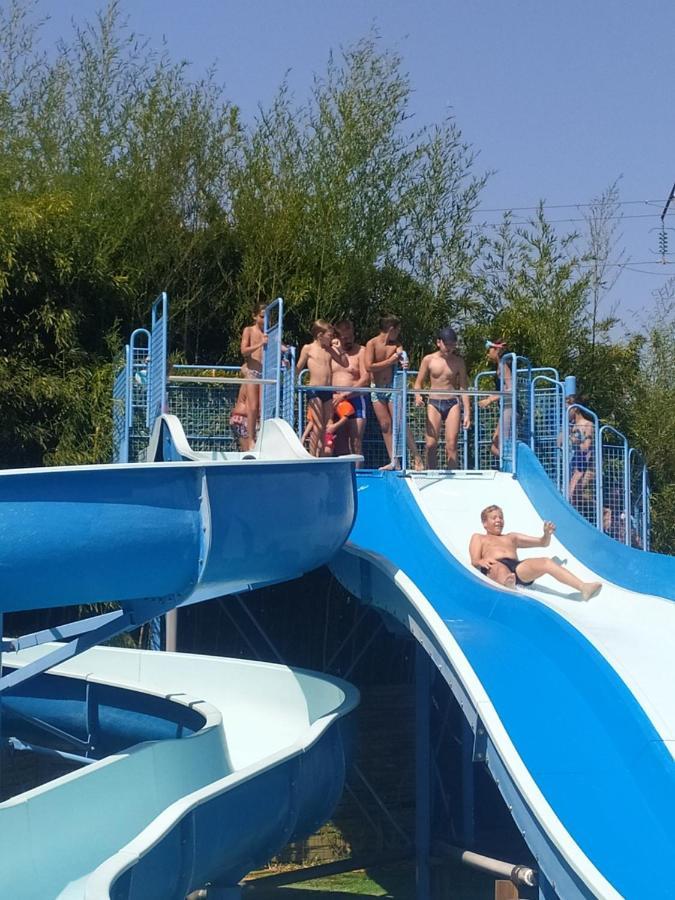 Mobilhome Bien Equipe Et Climatise Mimizan-Plage エクステリア 写真